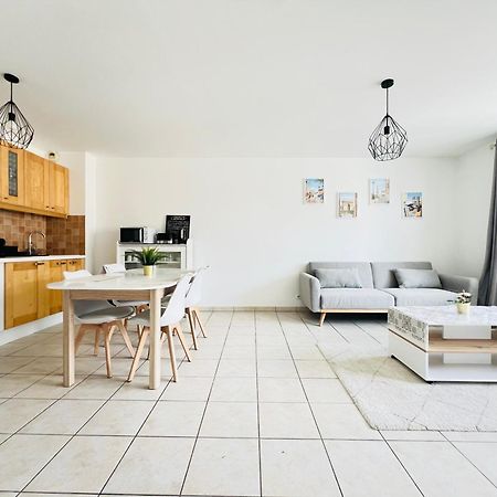 Appartement Coquelicot 25Km Paris Et Disney Pontault-Combault Exterior foto