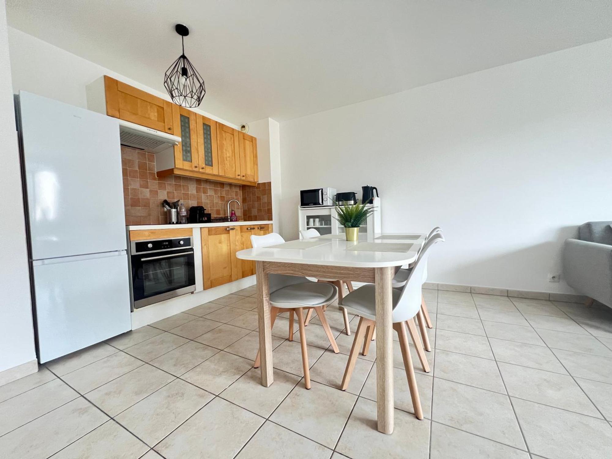 Appartement Coquelicot 25Km Paris Et Disney Pontault-Combault Exterior foto